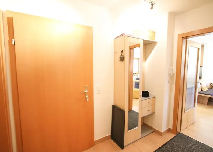 77 - 23 Apartamento *